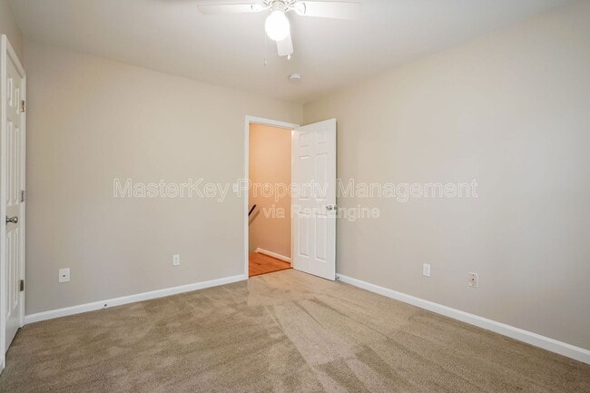 Building Photo - 121 S Atley Ln