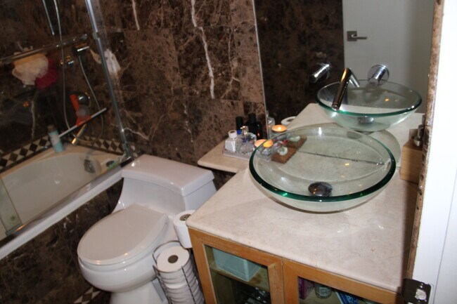 Building Photo - 1834 Brickell Ave