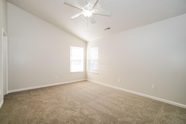 Building Photo - 3853 Sugarbark Dr