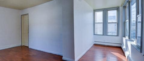 Building Photo - 882 Amboy Ave