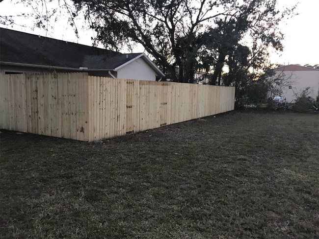 Building Photo - 491 10th St