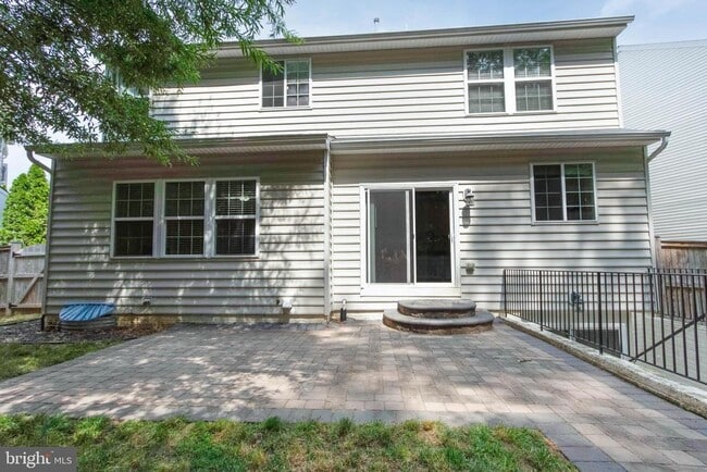 Building Photo - 4100 Presidential Hill Loop