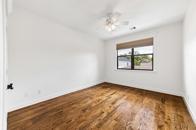 Building Photo - 1428 Alexander St