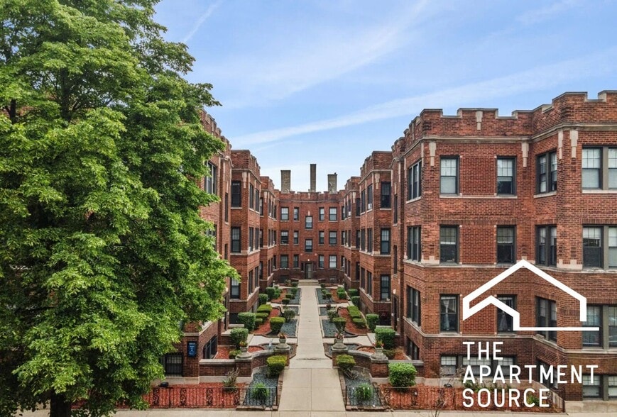 Building Photo - 4407 N Wolcott Ave