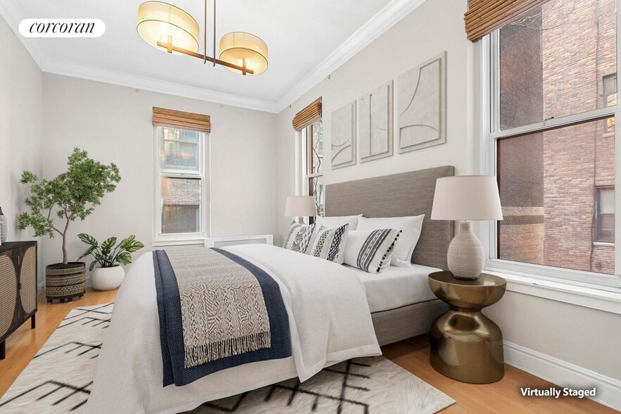 Building Photo - 59 E 75th St