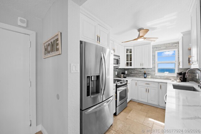 Building Photo - 4511 S Ocean Blvd