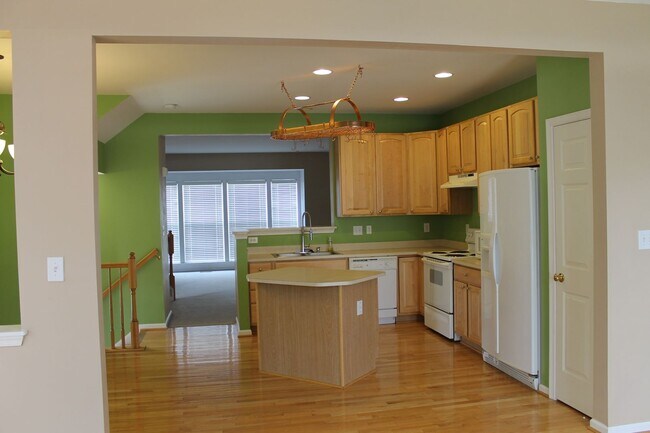 Building Photo - 7131 S Sentinel Ln
