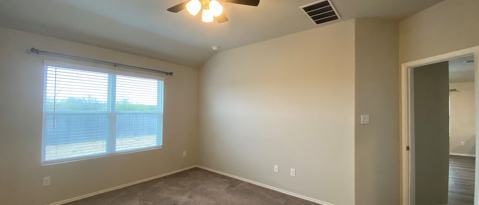 Building Photo - 10410 Waverunner-
