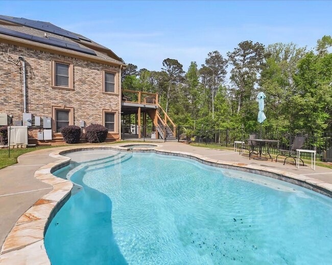 Building Photo - 4020 W Stubbs Rd