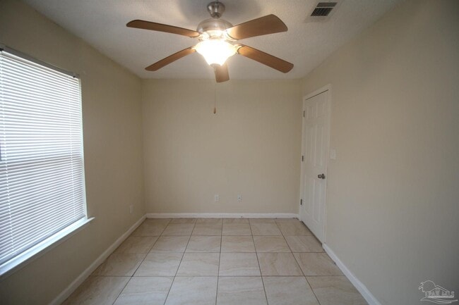 Building Photo - 3417 W Fisher St