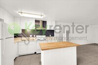 Building Photo - 6705 Greenback Ln