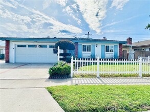 Building Photo - 11782 Azalea Ave