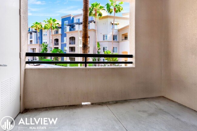 Building Photo - *MOVE-IN SPECIAL | $500 OFF FIRST MONTH'S ...