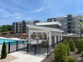 Building Photo - Tuscany con Terrazza | 1 Bed 1 Bath | 773 sf