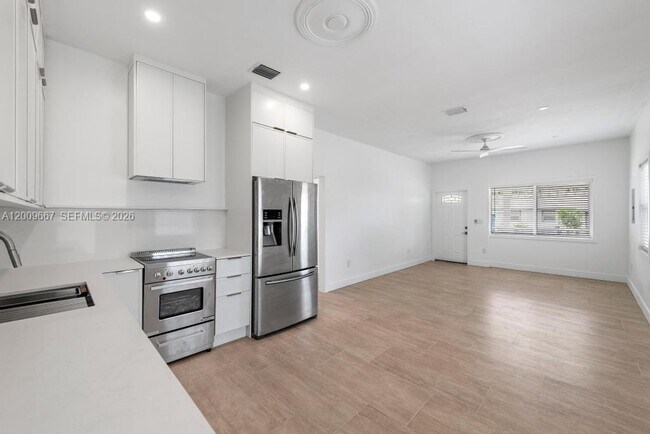 Building Photo - 3759 Florida Ave