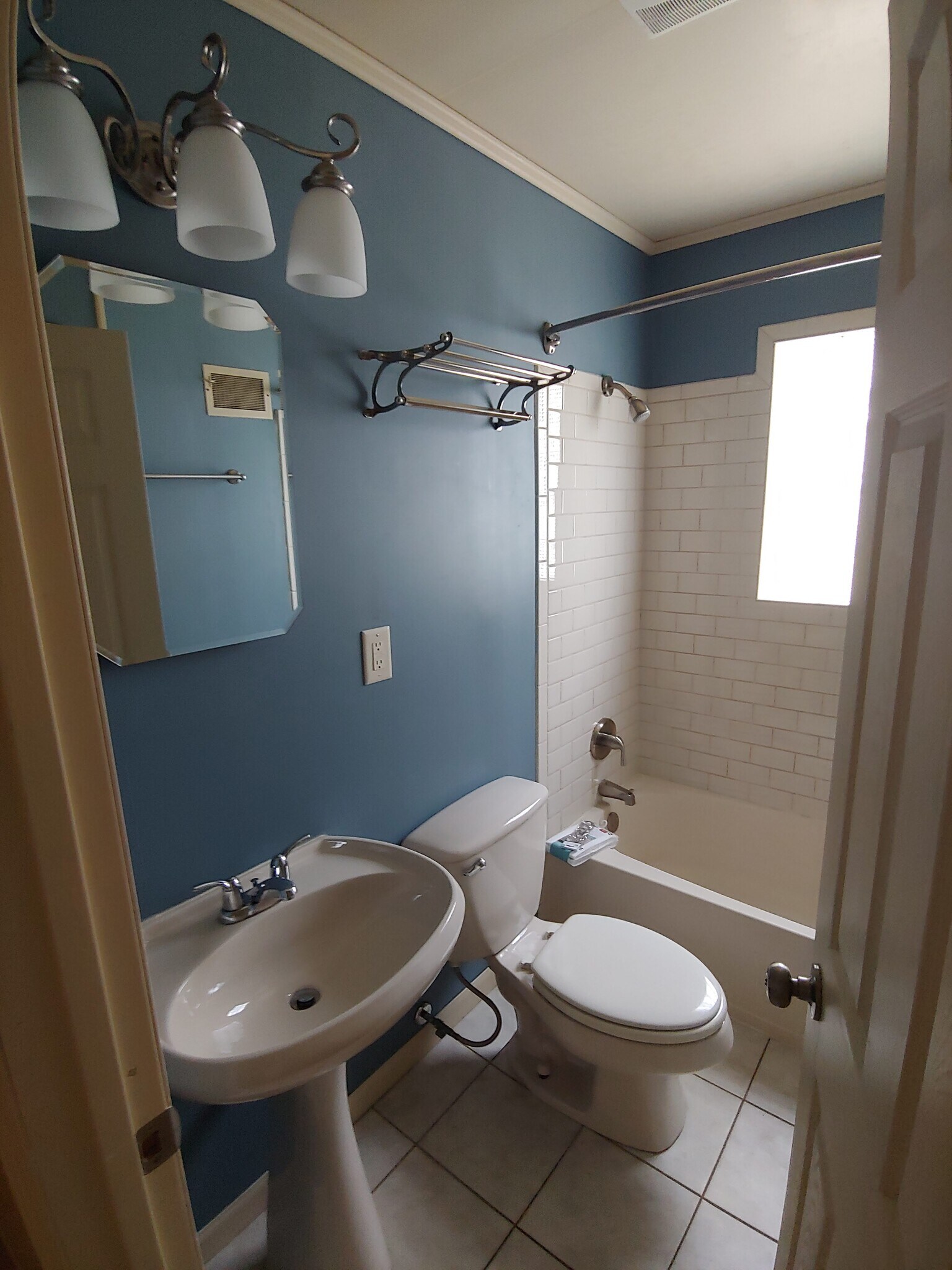 Bathroom - 510 S 72nd St