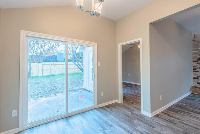 Building Photo - 9111 Goodmeadow Dr