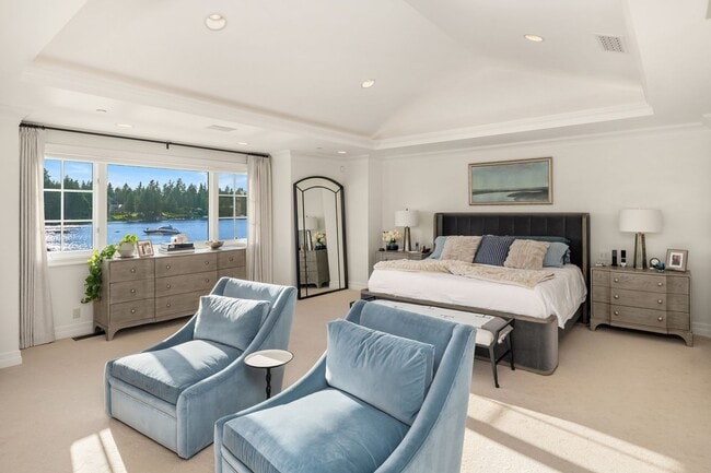 Building Photo - 5bd/5.5ba Yarrow Point Home