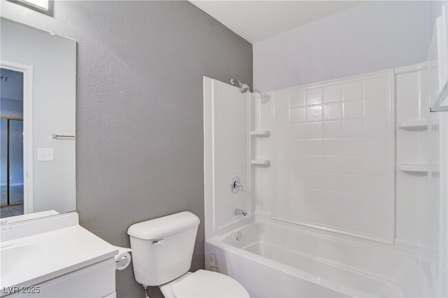 Building Photo - 417 N Lamb Blvd