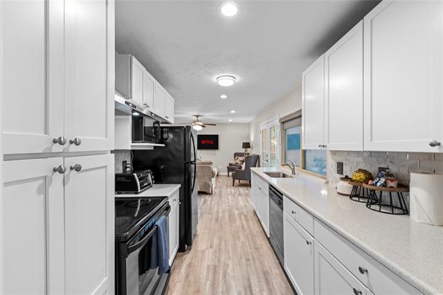 Building Photo - 5005 Overton Cir
