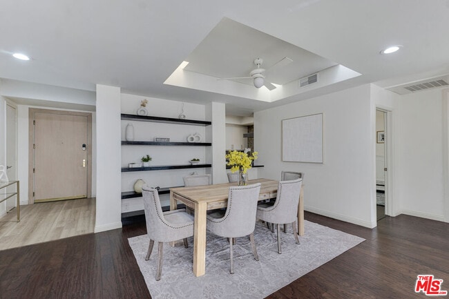 Building Photo - 235 S Tower Dr