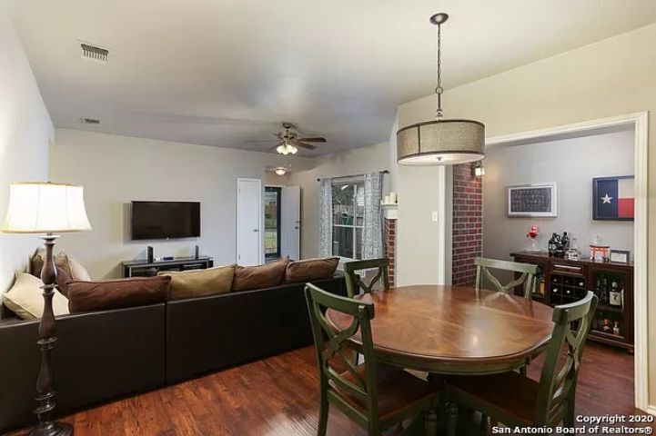 Building Photo - 5739 cedar