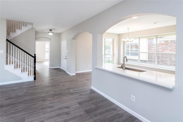 Building Photo - 13598 Valley Mills Dr