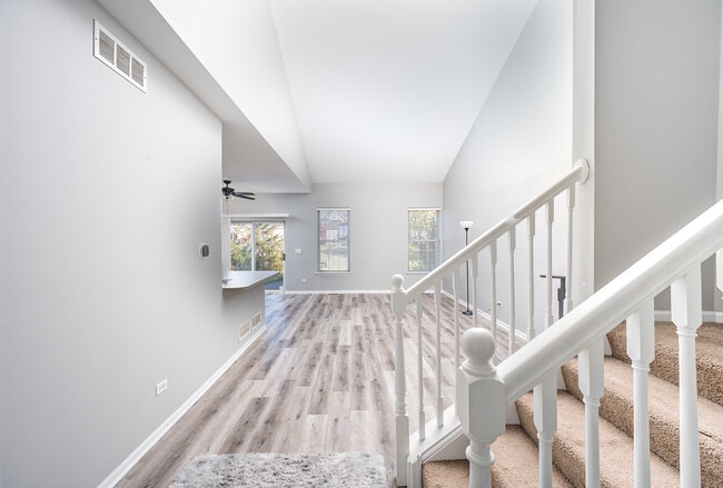 Building Photo - 511 Maggie Ln