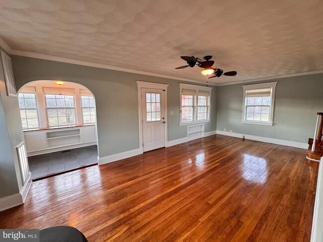 Building Photo - 1558 Zachary Taylor Hwy