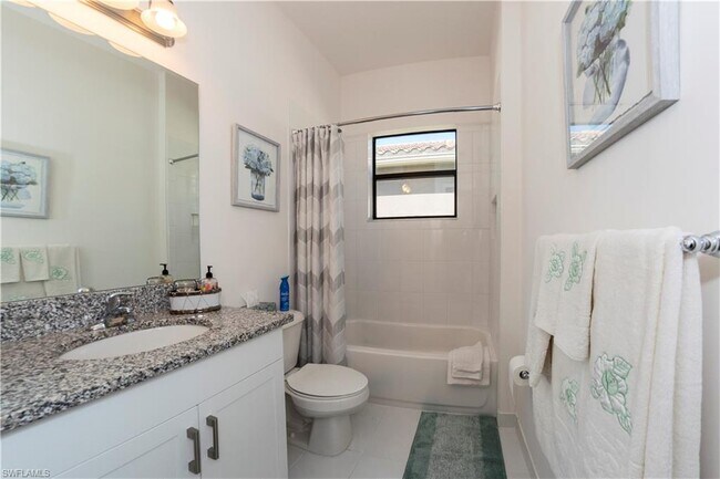 Building Photo - 4405 Aurora St