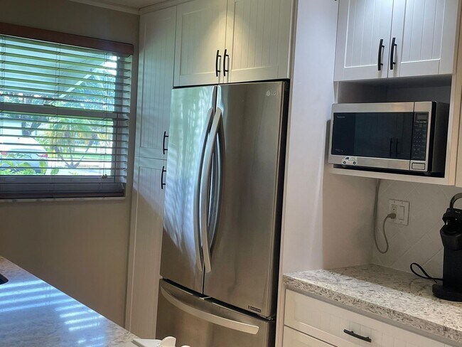 Building Photo - 1 bedroom 1 bath Villa in Delray Beach -55...