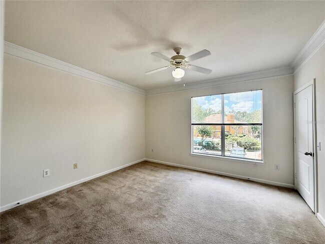 Building Photo - 8801 Villa View Cir