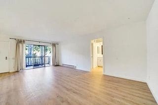 Building Photo - 302 Miraleste Dr