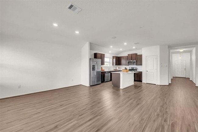 Building Photo - 119 Esparza Dr