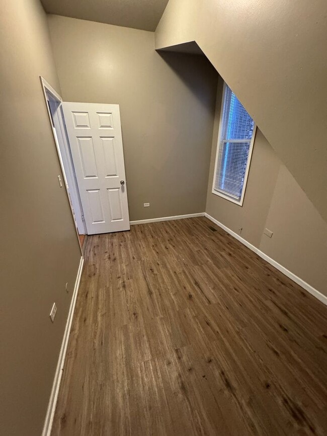 Building Photo - 5612 S Morgan St