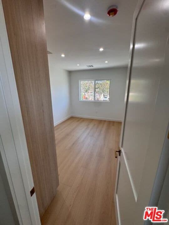 Building Photo - 16036 Acre St
