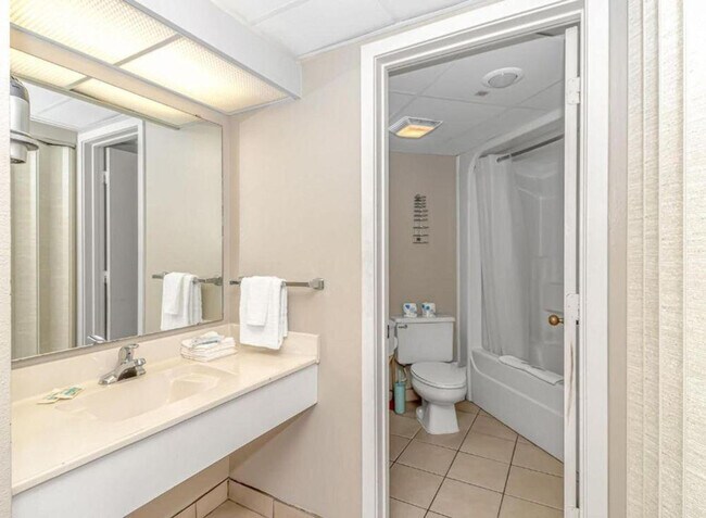 Building Photo - 1501 S Ocean Blvd