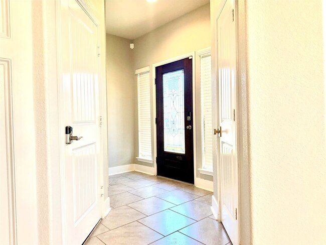 Building Photo - 3317 Orch Brg Ln