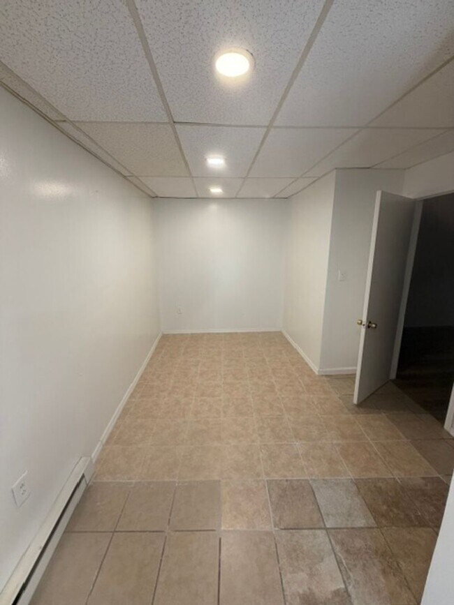 Building Photo - 6731 Haverford Ave