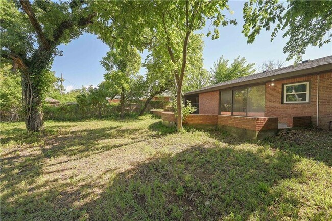 Primary Photo - 4309 Woods Dr