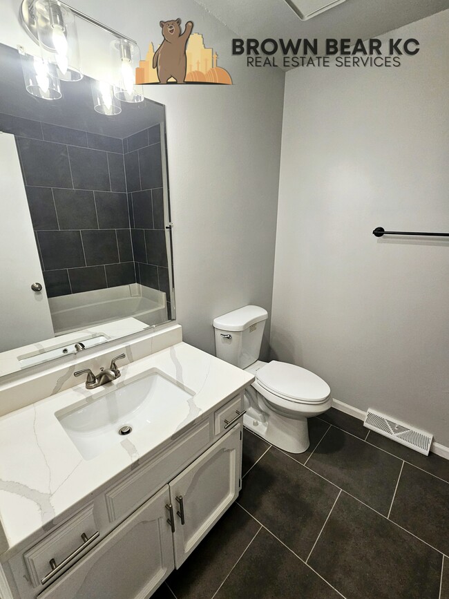 Building Photo - 5319 NW 87th St