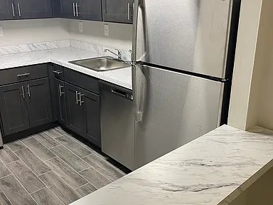 Building Photo - 500 E Upsal St