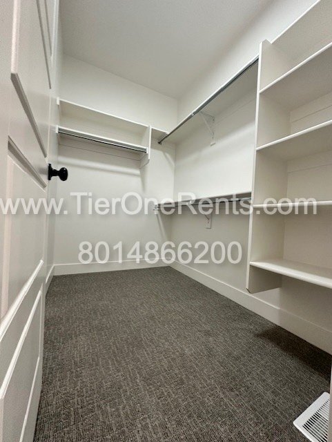 Building Photo - This property offers a NO DEPOSIT option a...