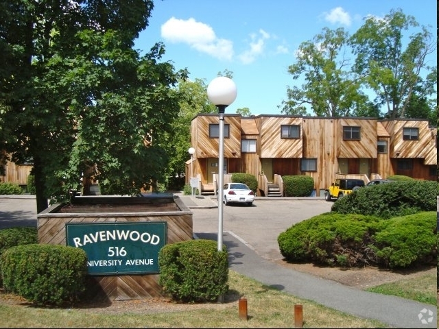 Building Photo - Ravenwood Apartments