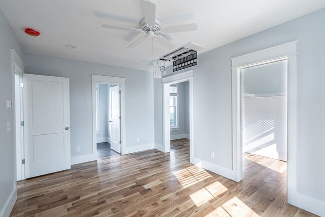 Building Photo - 22 Reid St