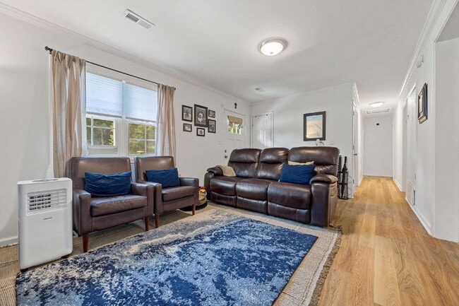 Building Photo - Now Showing for August 6th Move-In