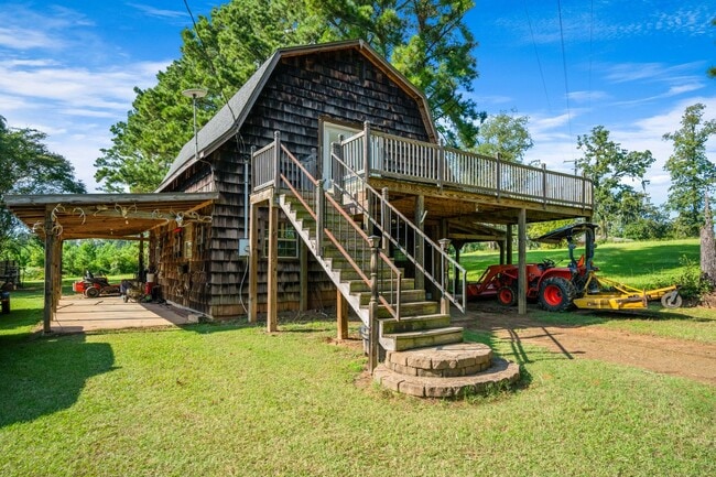 Building Photo - 139 Nantachie Dam