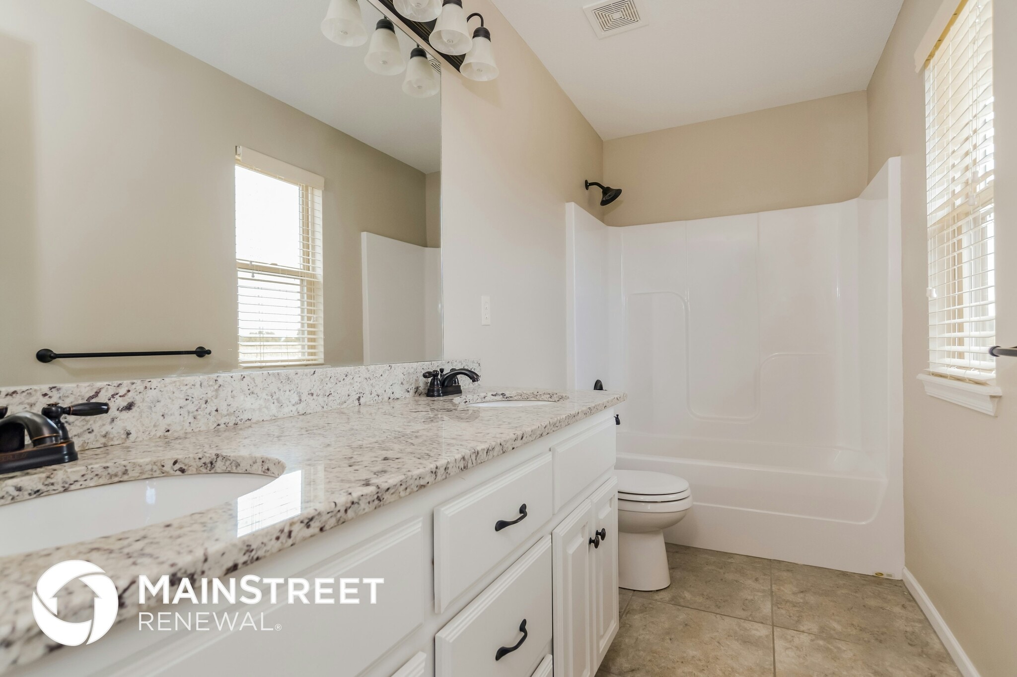 Building Photo - 1400 N 9th St E