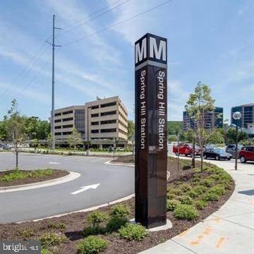 Building Photo - 1625 International Dr