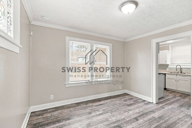 Building Photo - 427 S Ogden Ave